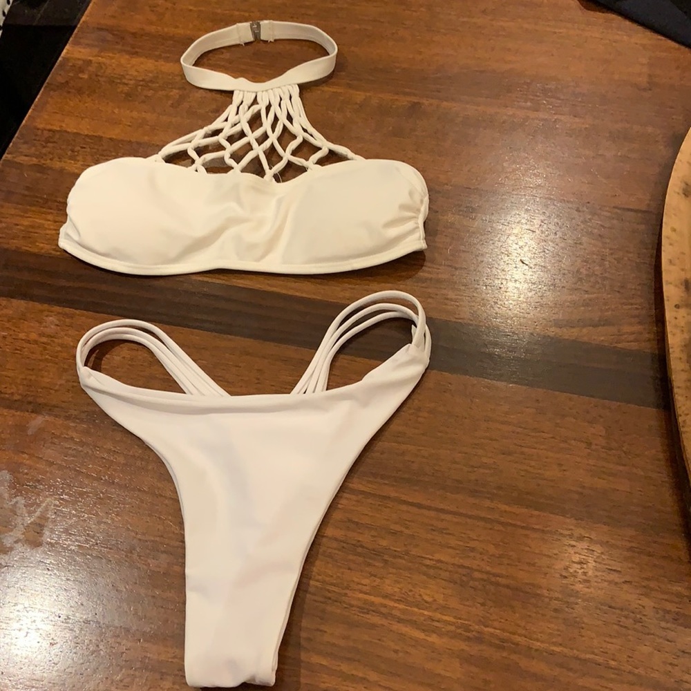 Sexy white baiting suit